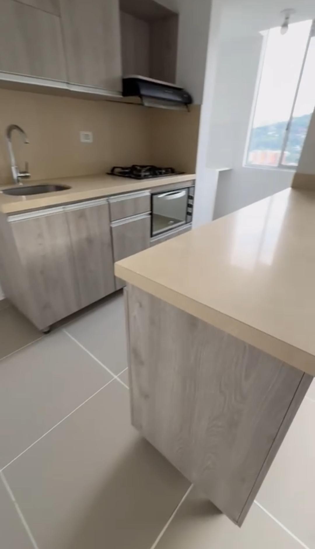 Apartamento en venta en Las Brisas, La Estrella · foto 16 de 24