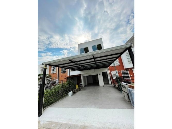 Edificio en venta en Ciudad Pacífica, Cali, 190 m² · foto 12 de 15