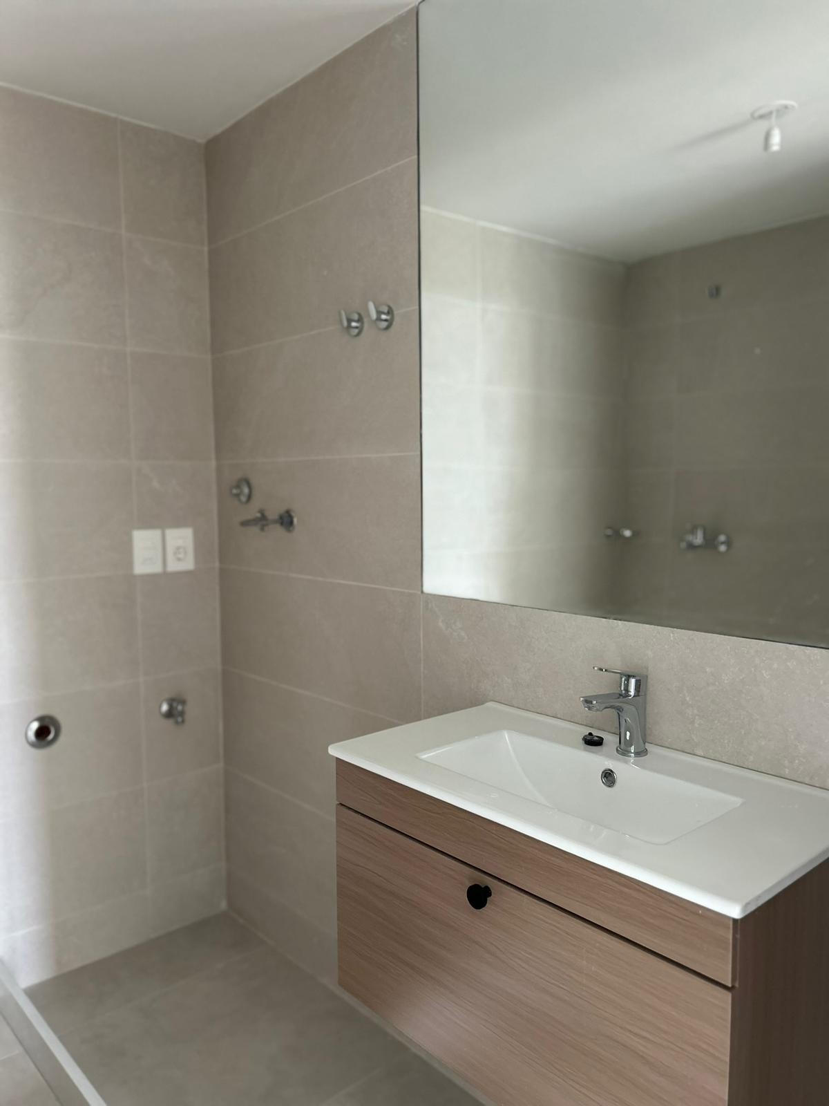 Apartamento Luminoso A Estrenar En Alquiler En Tres Cruces - 2 Dormitorios Con Balcón + Garaje Incluido · Foto 7