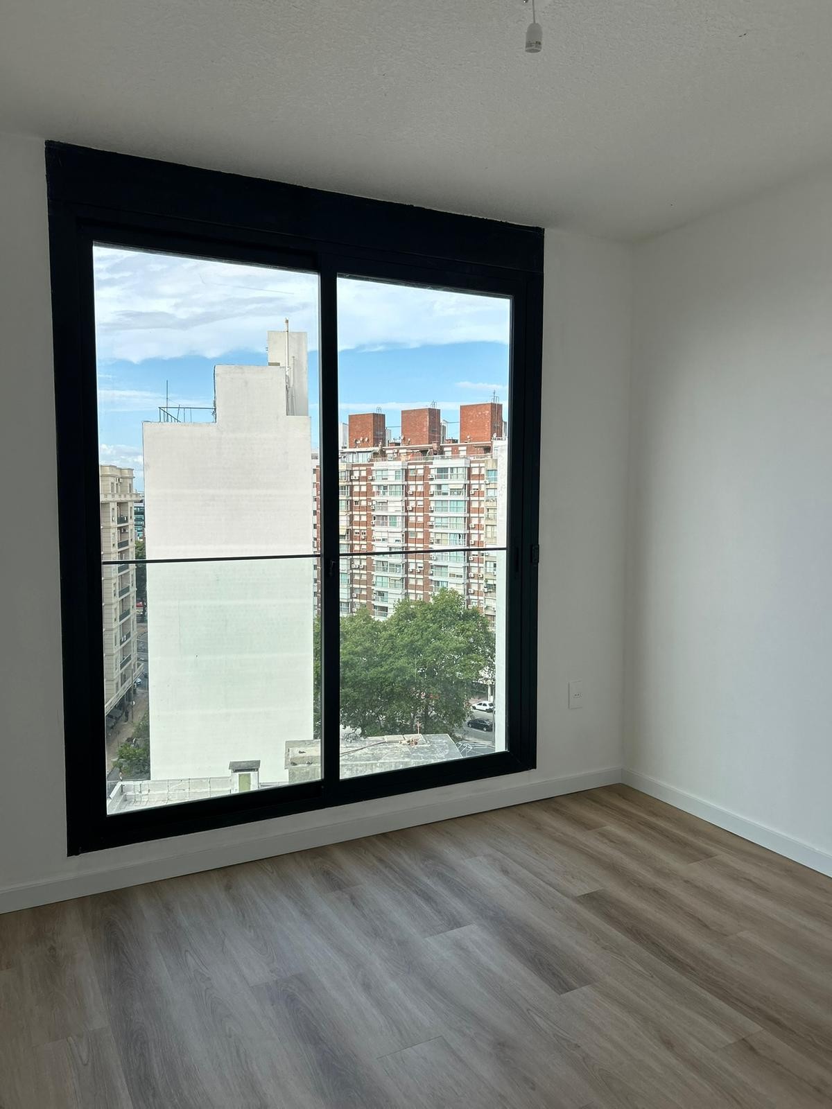 Apartamento Luminoso A Estrenar En Alquiler En Tres Cruces - 2 Dormitorios Con Balcón + Garaje Incluido · Foto 6