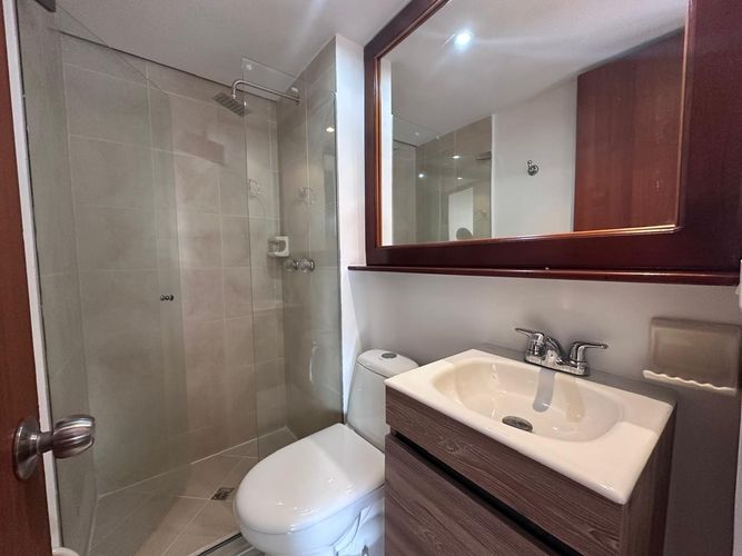 Apartamento de 2 alcobas en arriendo en El Poblado, Medellín, 59 m² · foto 16 de 17