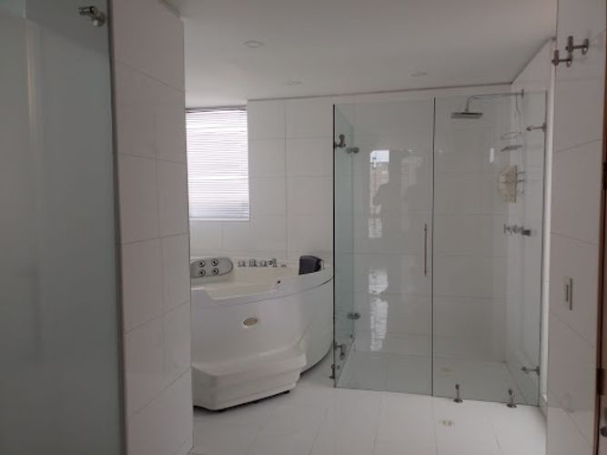 Casa de 4 alcobas en venta en Ciudad Salitre, Bogotá, 317 m² · foto 5 de 24