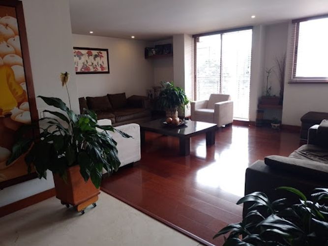 Casa de 4 alcobas en venta en Ciudad Salitre, Bogotá, 317 m² · foto 7 de 24