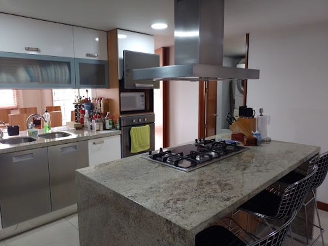 Casa de 4 alcobas en venta en Ciudad Salitre, Bogotá, 317 m² · foto 9 de 24