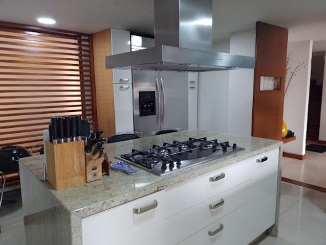 Casa de 4 alcobas en venta en Ciudad Salitre, Bogotá, 317 m² · foto 10 de 24