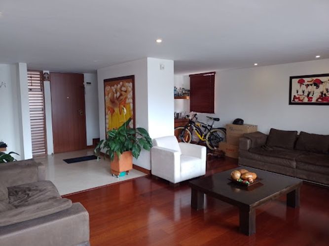 Casa de 4 alcobas en venta en Ciudad Salitre, Bogotá, 317 m² · foto 16 de 24