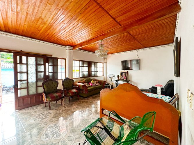 Casa de 3 alcobas en venta en Cundinamarca, Cúcuta, 168 m² · foto 3 de 16