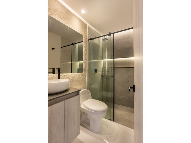Apartamento de 3 alcobas en venta en Loma De San Jose, Sabaneta, 80 m² · foto 9 de 12