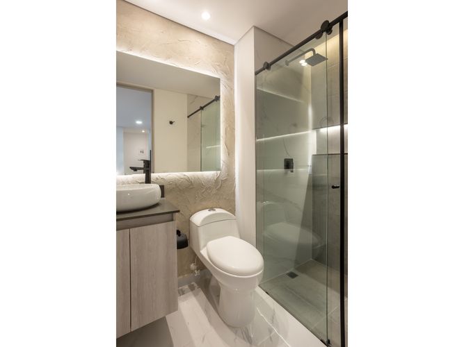 Apartamento de 3 alcobas en venta en Loma De San Jose, Sabaneta, 80 m² · foto 12 de 12