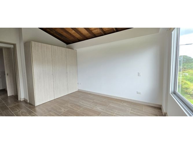 Casa de 3 alcobas en venta en El Caimo, Armenia, 160 m² · foto 11 de 15