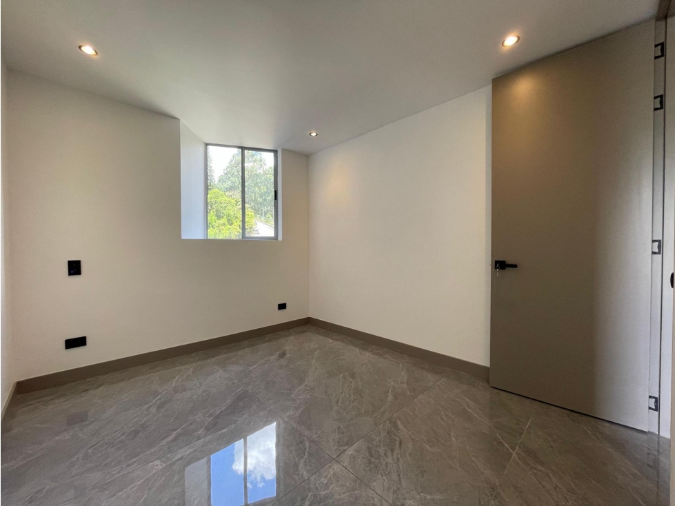 Apartamento en venta en Loma De San Jose, Sabaneta · foto 11 de 15