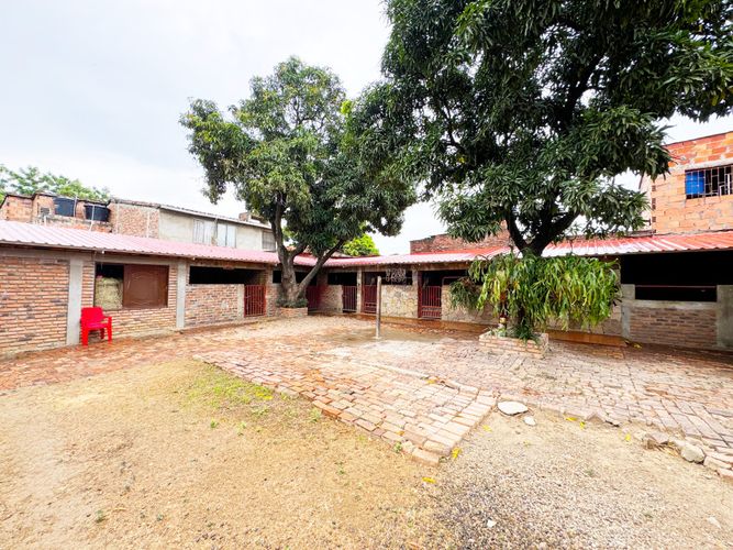 Casa de 6 alcobas en venta en Patios Centro, Los Patios, 874 m² · foto 4 de 19