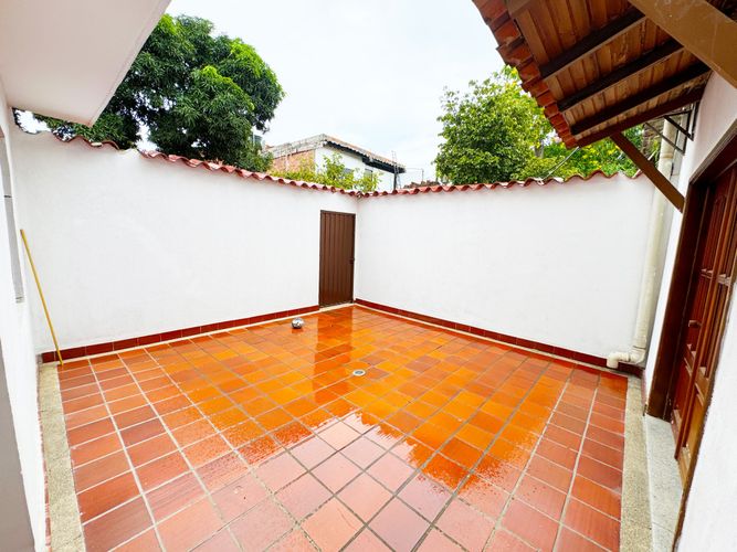 Casa de 6 alcobas en venta en Patios Centro, Los Patios, 874 m² · foto 6 de 19