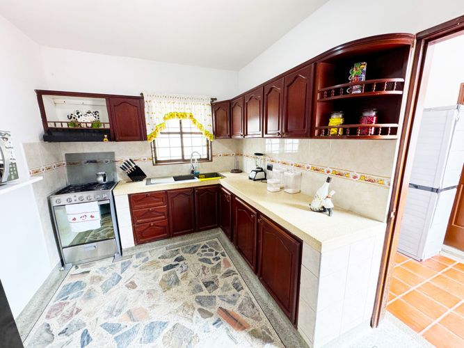 Casa de 6 alcobas en venta en Patios Centro, Los Patios, 874 m² · foto 12 de 19