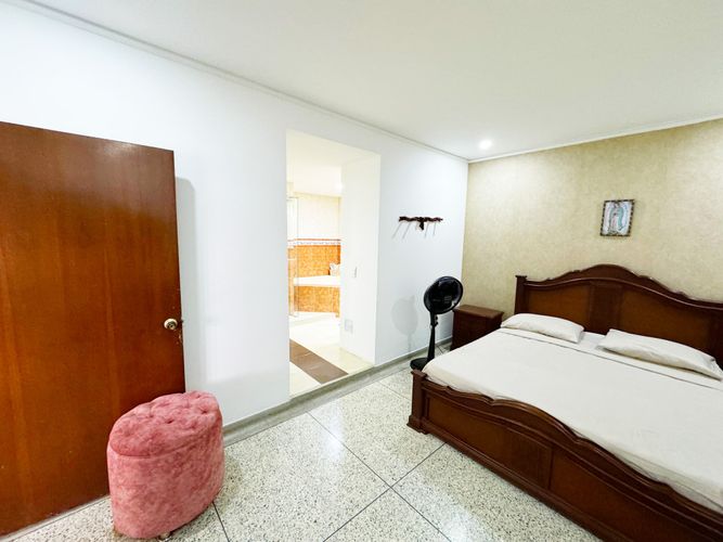 Casa de 6 alcobas en venta en Patios Centro, Los Patios, 874 m² · foto 16 de 19