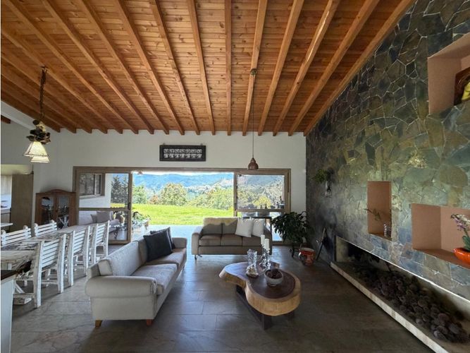 Casa de 3 alcobas en venta en Pantanillo, El Retiro, 221 m² · foto 5 de 17