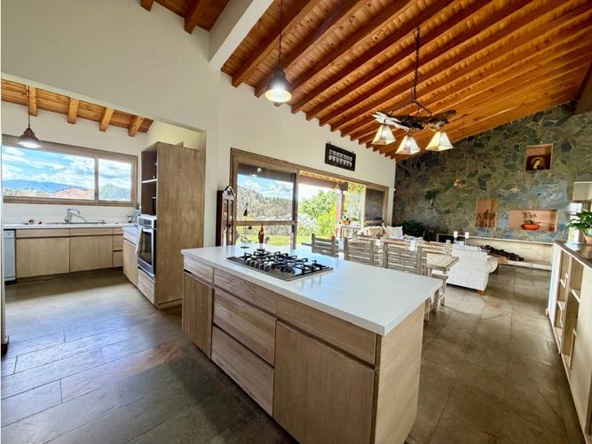 Casa de 3 alcobas en venta en Pantanillo, El Retiro, 221 m² · foto 8 de 17