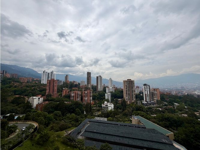 Apartamento de 3 alcobas en arriendo en Los Balsos, Medellín, 148 m² · foto 8 de 19