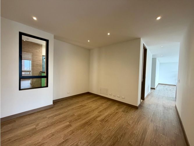 Apartamento de 3 alcobas en arriendo en Los Balsos, Medellín, 148 m² · foto 9 de 19