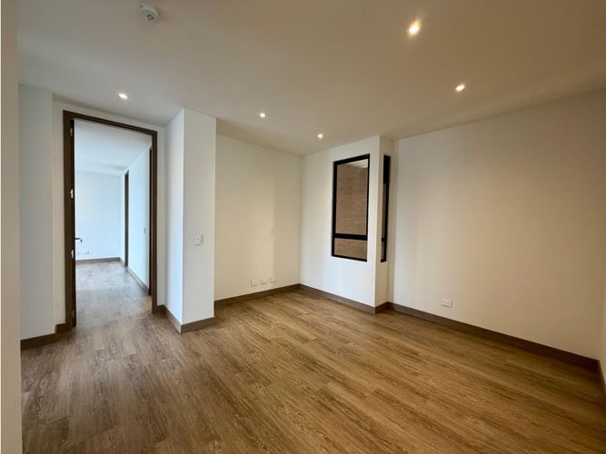 Apartamento de 3 alcobas en arriendo en Los Balsos, Medellín, 148 m² · foto 10 de 19