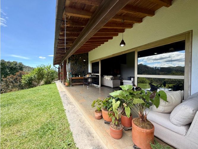 Casa de 3 alcobas en venta en Pantanillo, El Retiro, 221 m² · foto 11 de 17