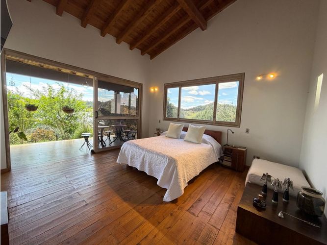 Casa de 3 alcobas en venta en Pantanillo, El Retiro, 221 m² · foto 13 de 17
