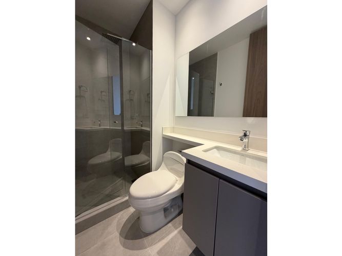 Apartamento de 3 alcobas en arriendo en Los Balsos, Medellín, 148 m² · foto 15 de 19