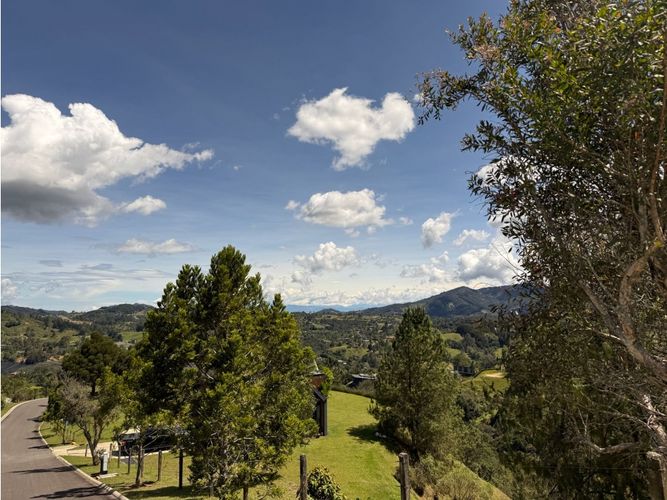 Casa de 3 alcobas en venta en Pantanillo, El Retiro, 221 m² · foto 17 de 17