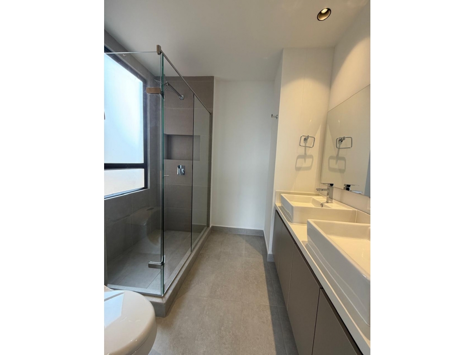 Apartamento en arriendo en El Campestre, Medellín · foto 11 de 14