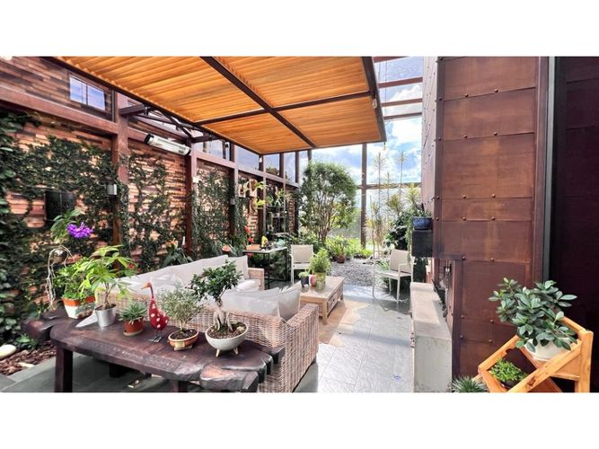 Casa en venta en Vía Las Palmas, Medellín, 450 m² · foto 8 de 12