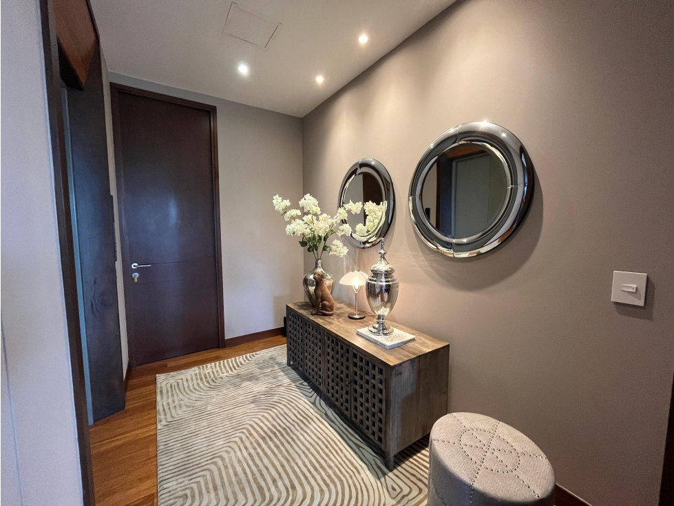 Apartment for sale in Los Balsos, Medellín 3