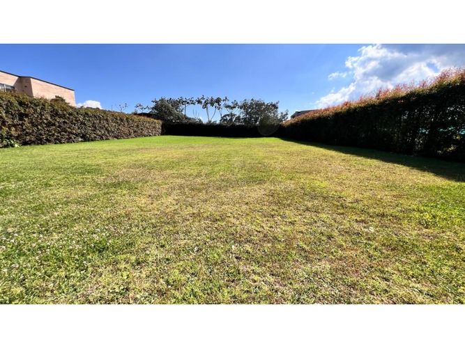 Lote en venta en Las Palmas, Envigado, 1690 m² · foto 3 de 3