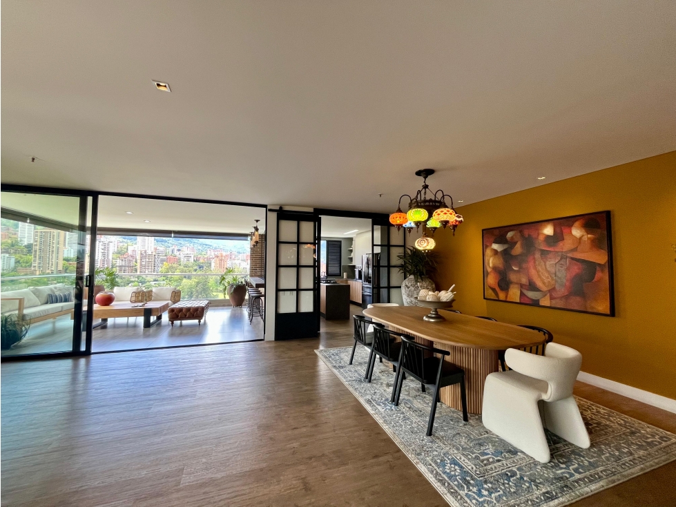 Apartment for sale in Los Balsos, Medellín 4