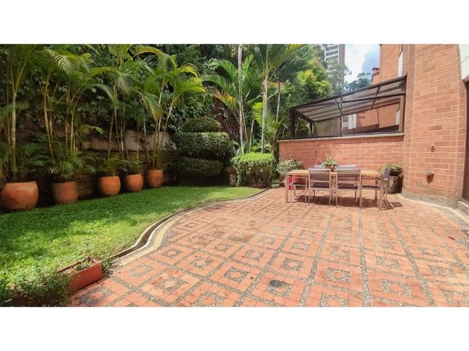 Casa de 4 alcobas en venta en Los Balsos, Medellín, 227 m² · foto 7 de 13