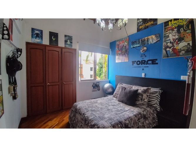 Casa de 4 alcobas en venta en Los Balsos, Medellín, 227 m² · foto 10 de 13
