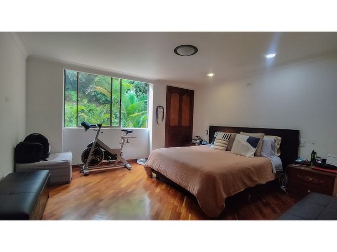 Casa de 4 alcobas en venta en Los Balsos, Medellín, 227 m² · foto 12 de 13