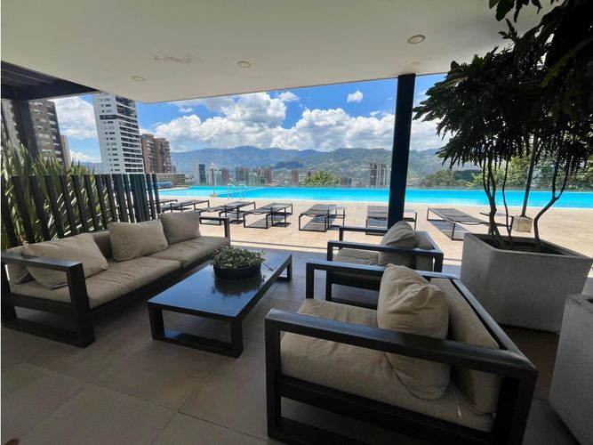 Apartamento de 3 alcobas en venta en Los Balsos, Medellín, 329 m² · foto 17 de 17