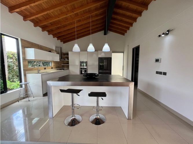Casa de 3 alcobas en venta en Mesa, Envigado, 266 m² · foto 11 de 13