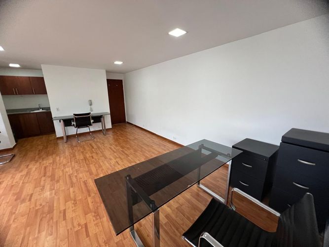 Oficina en arriendo en El Poblado, Medellín, 54 m² · foto 4 de 15