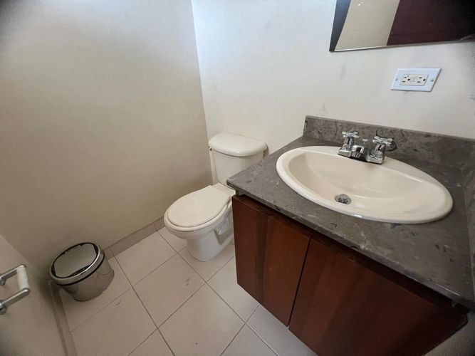 Oficina en arriendo en El Poblado, Medellín, 54 m² · foto 14 de 15