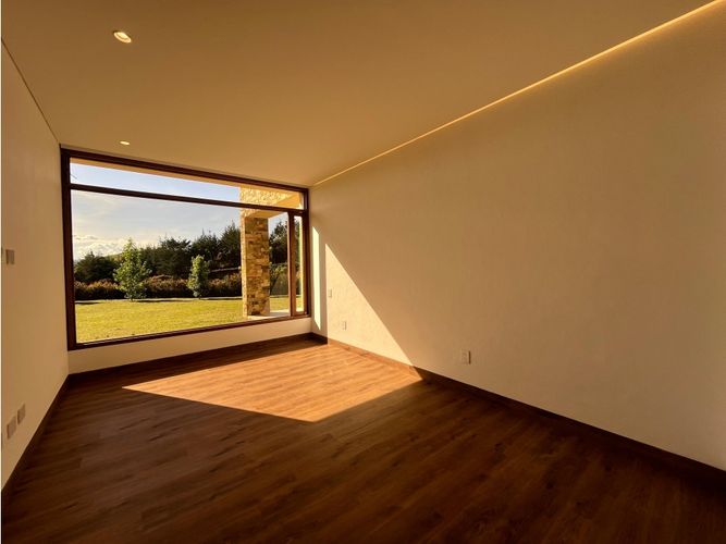 Casa de 3 alcobas en venta en La Ceja, 420 m² · foto 11 de 17
