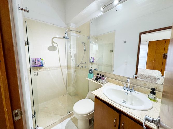 Casa de 3 alcobas en venta en La Floresta, Los Patios, 255 m² · foto 13 de 24