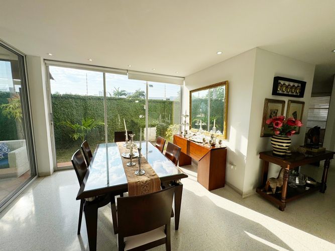 Casa de 3 alcobas en venta en La Floresta, Los Patios, 255 m² · foto 21 de 24