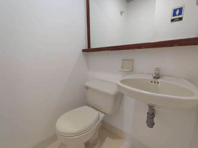 Oficina en venta en Cristo Rey, Medellín, 107 m² · foto 10 de 12