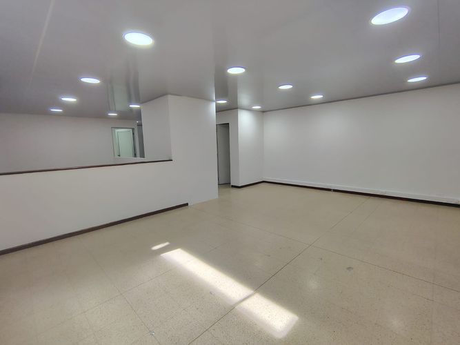 Oficina en venta en Cristo Rey, Medellín, 107 m² · foto 6 de 12
