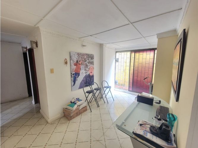 Casa de 4 alcobas en venta en Los Jobos, Barranquilla, 355 m² · foto 7 de 19