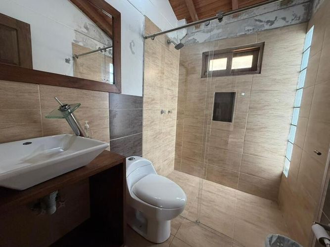 Finca en arriendo en Playa Rica-Rancheria, Rionegro, 300 m² · foto 9 de 14