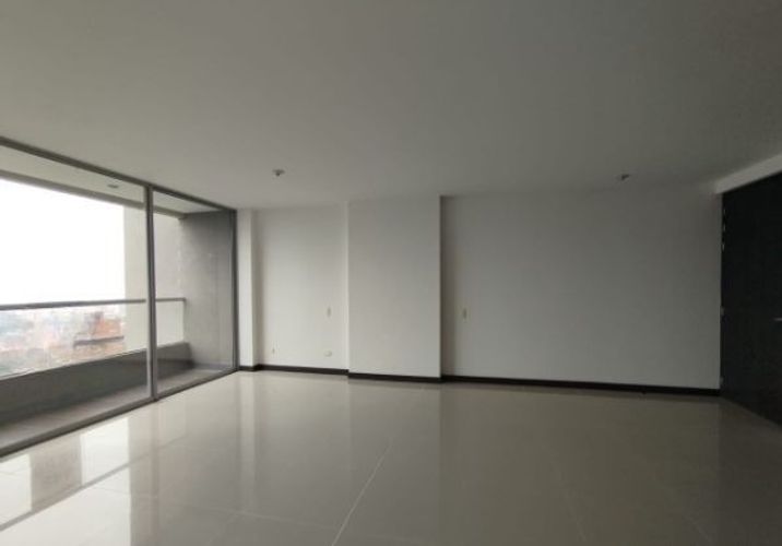 Apartamento de 3 alcobas en arriendo en Loma Del Escobero, Envigado, 108 m² · foto 2 de 20