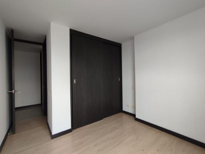Apartamento de 3 alcobas en arriendo en Loma Del Escobero, Envigado, 108 m² · foto 16 de 20