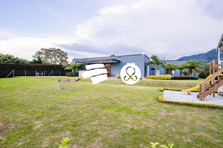 Casa de 5 alcobas en venta en Guamito, La Ceja · foto 6 de 20